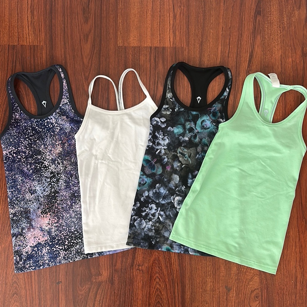 Ivivva tank bundle size 6